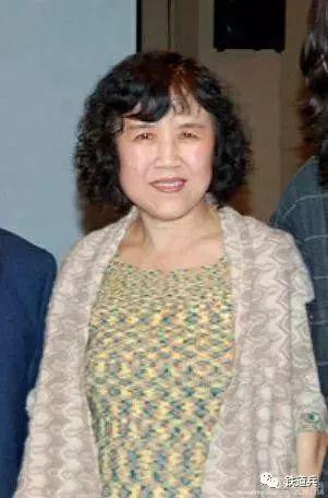 永远在天地间燃烧的火焰——沉痛悼念铁道兵著名女诗人伊蕾