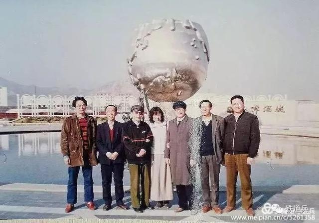 永远在天地间燃烧的火焰——沉痛悼念铁道兵著名女诗人伊蕾