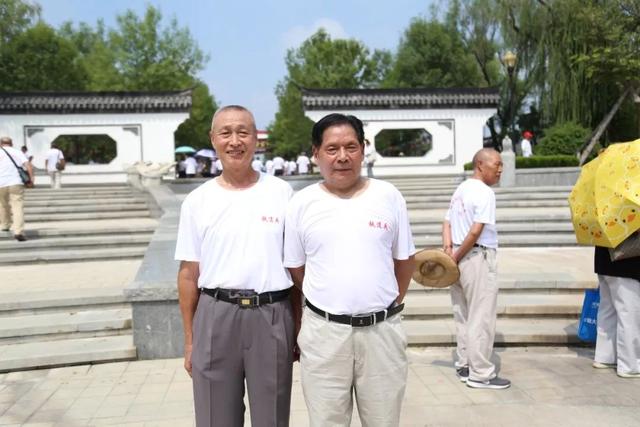 铁道兵汽车团200余名退伍老兵欢聚龙园，回忆峥嵘岁月，再叙战友情谊！
