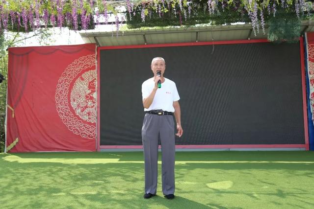 铁道兵汽车团200余名退伍老兵欢聚龙园，回忆峥嵘岁月，再叙战友情谊！